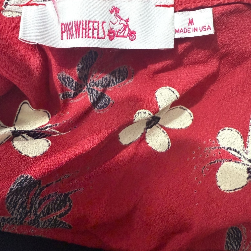 Pink Wheels Red Floral Wrap Dress Size M Made in USA - Picture 3 of 9
